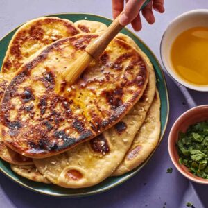 Garlic naan Garlic naan